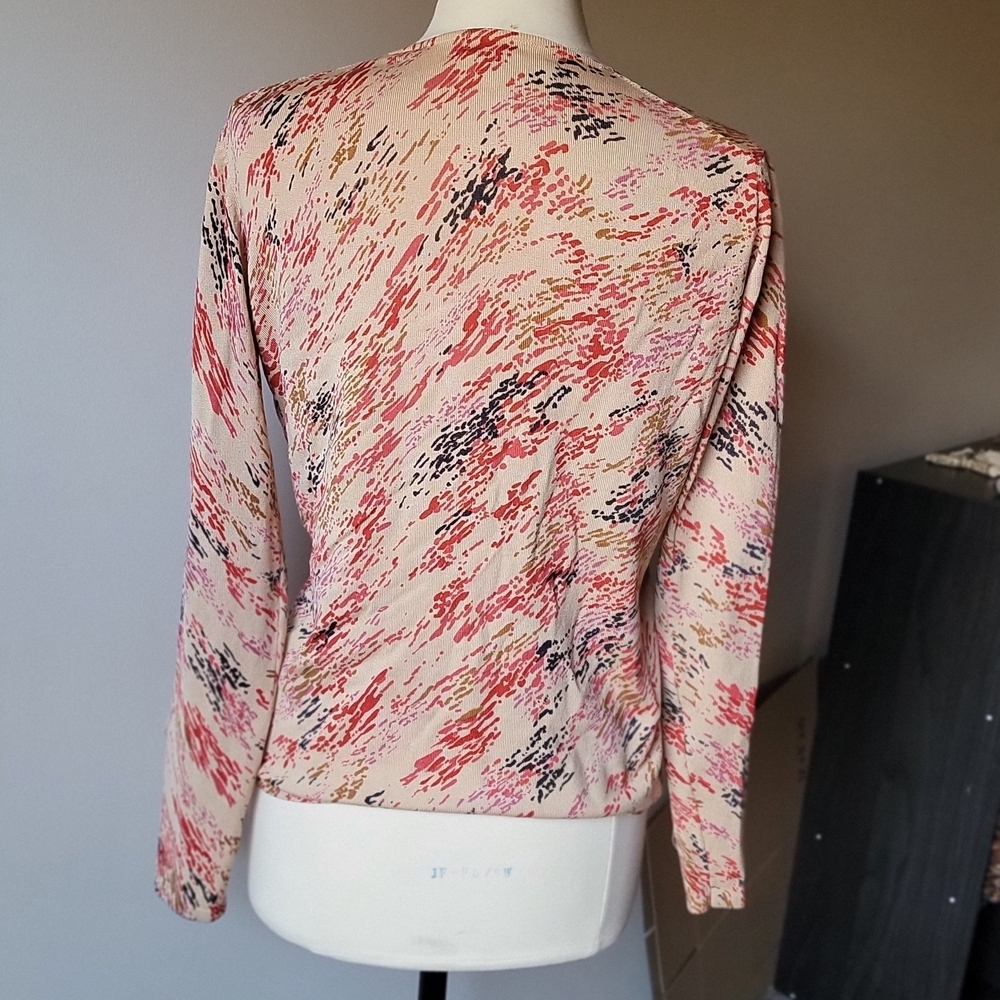 Saks Fifth Avenue Orange and Black Patterned Sweater 100% Silk - Picture 3 of 4